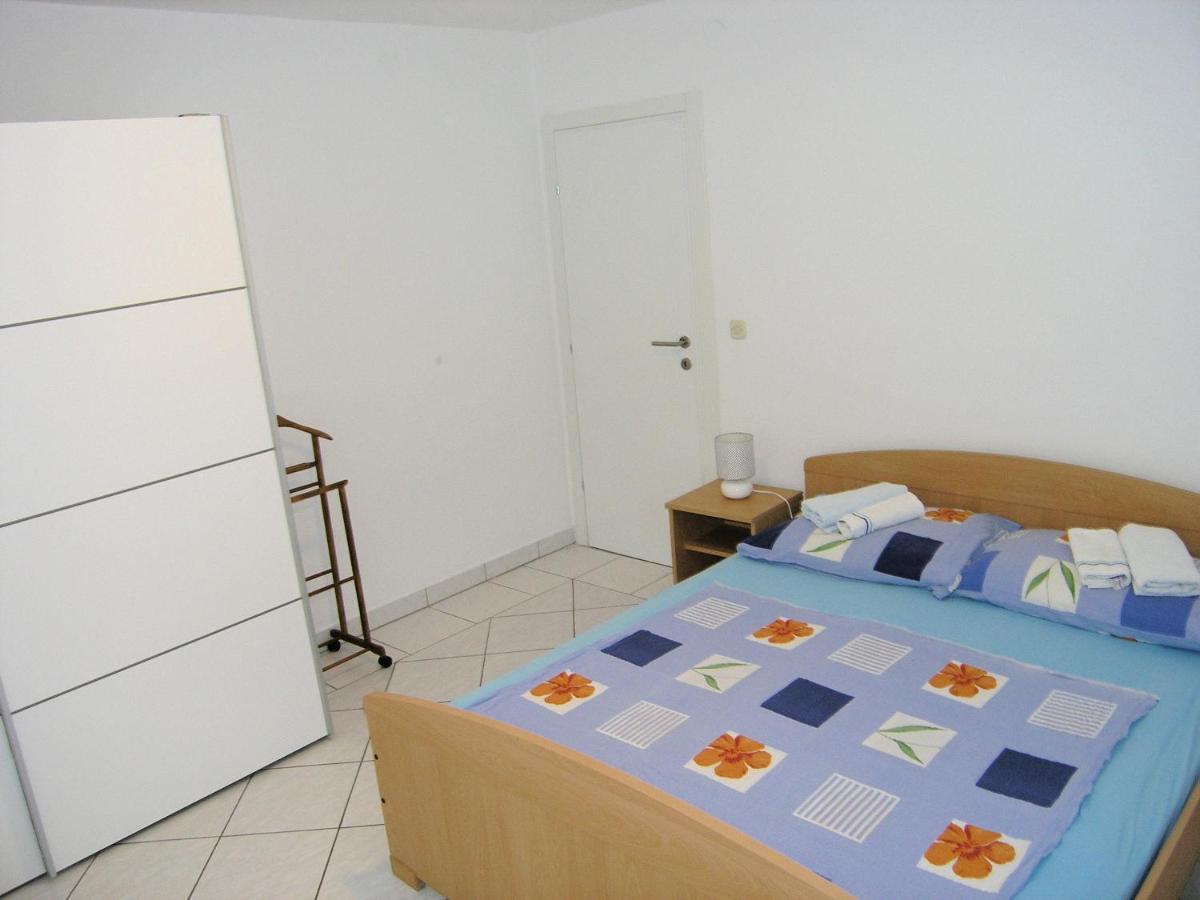 Apartments Murgic クルク エクステリア 写真
