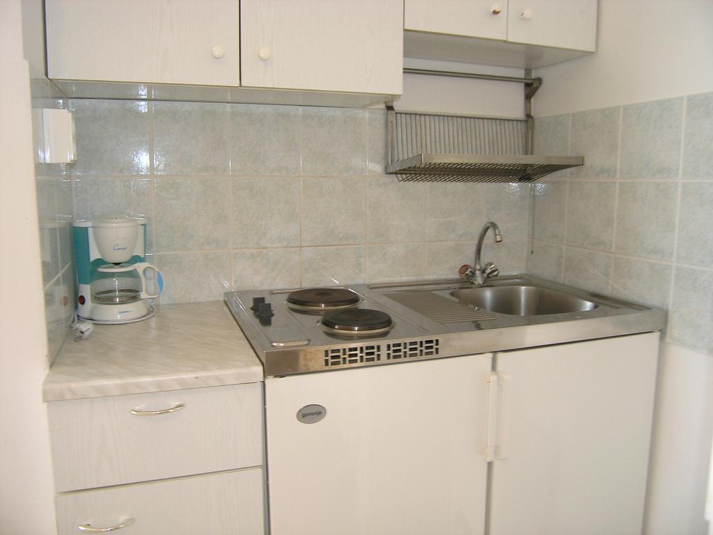 Apartments Murgic クルク エクステリア 写真